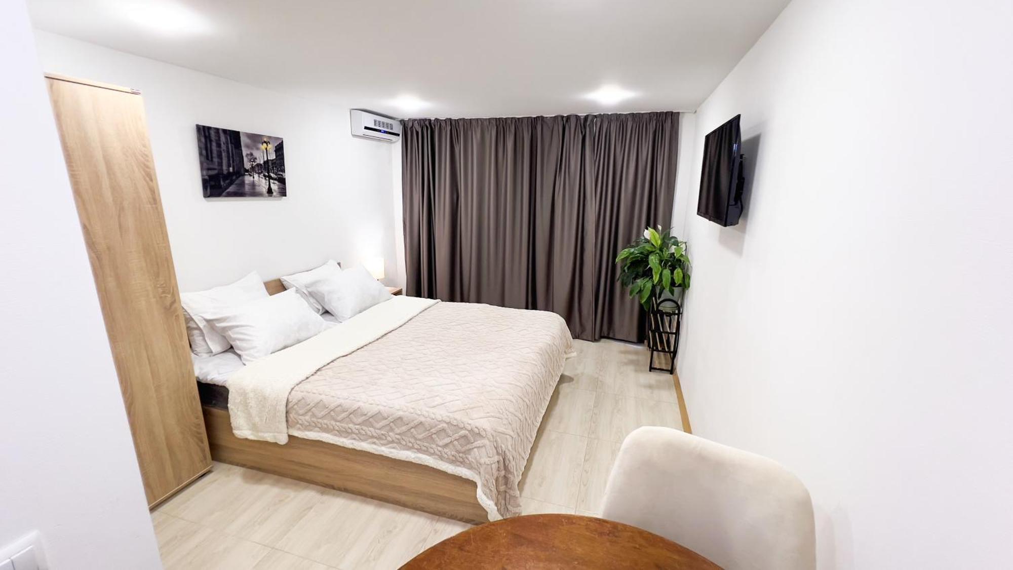 Апартаменты Charming Flat With Terrace Тбилиси