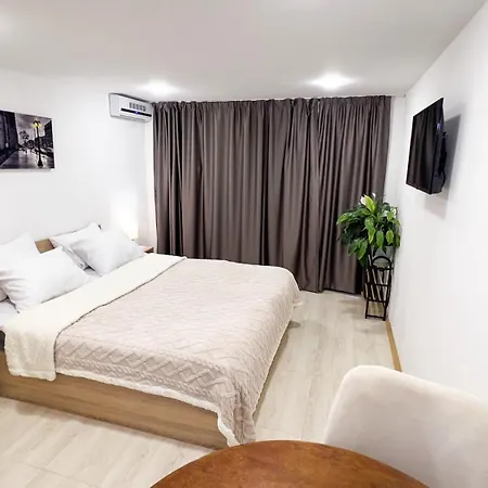 Charming Flat With Terrace Apartment Tbilisi Exterior photo