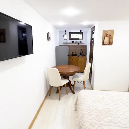 Charming Flat With Terrace Apartment Tbilisi Exterior photo